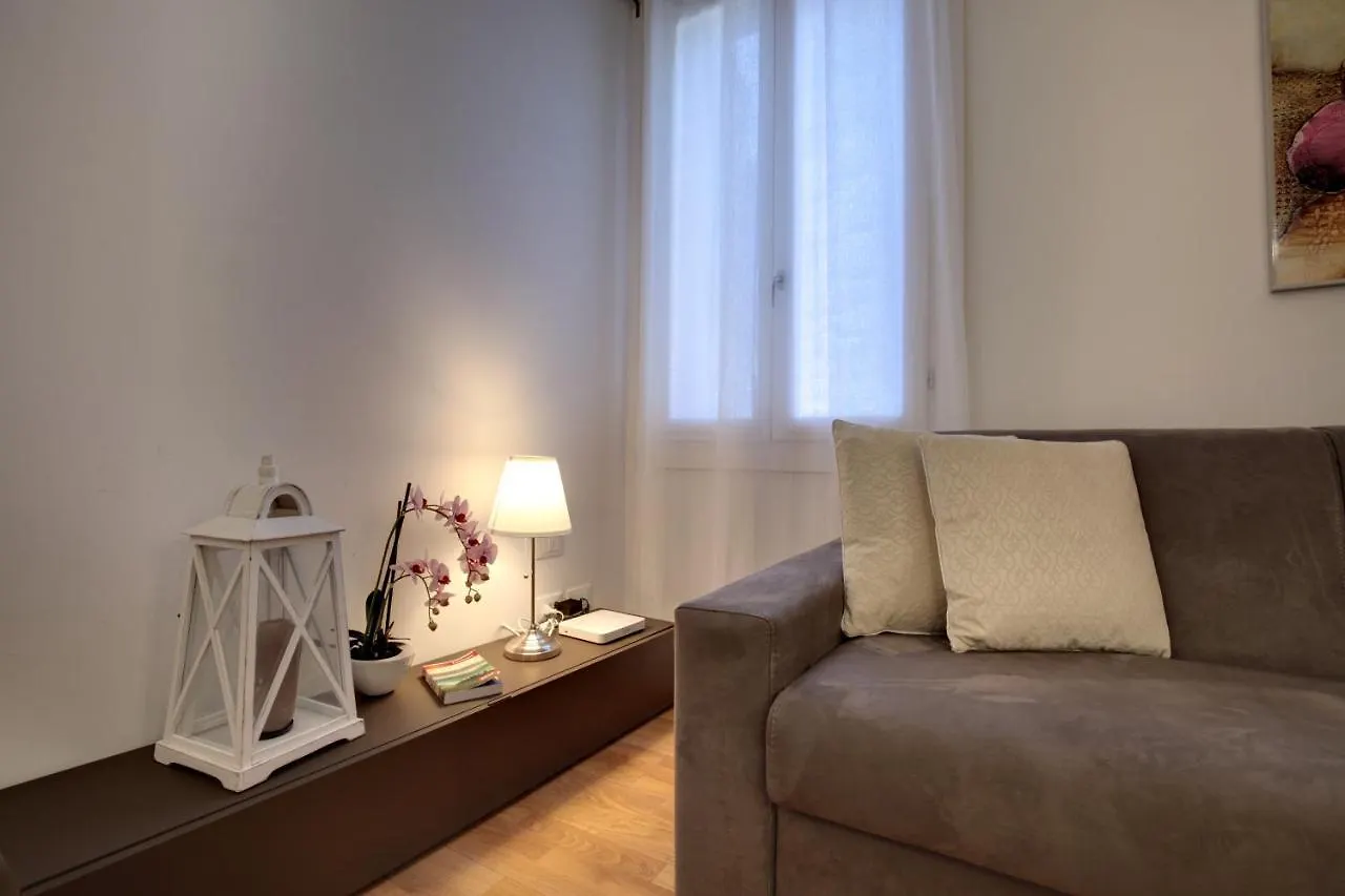 Botteri Palace Apartments By Wonderful Italy Veneza