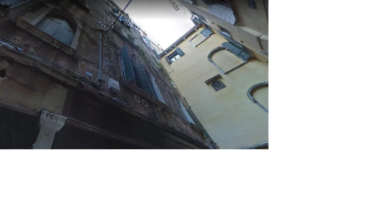 Botteri Palace Apartments - Faville Venice 0*,  Italy