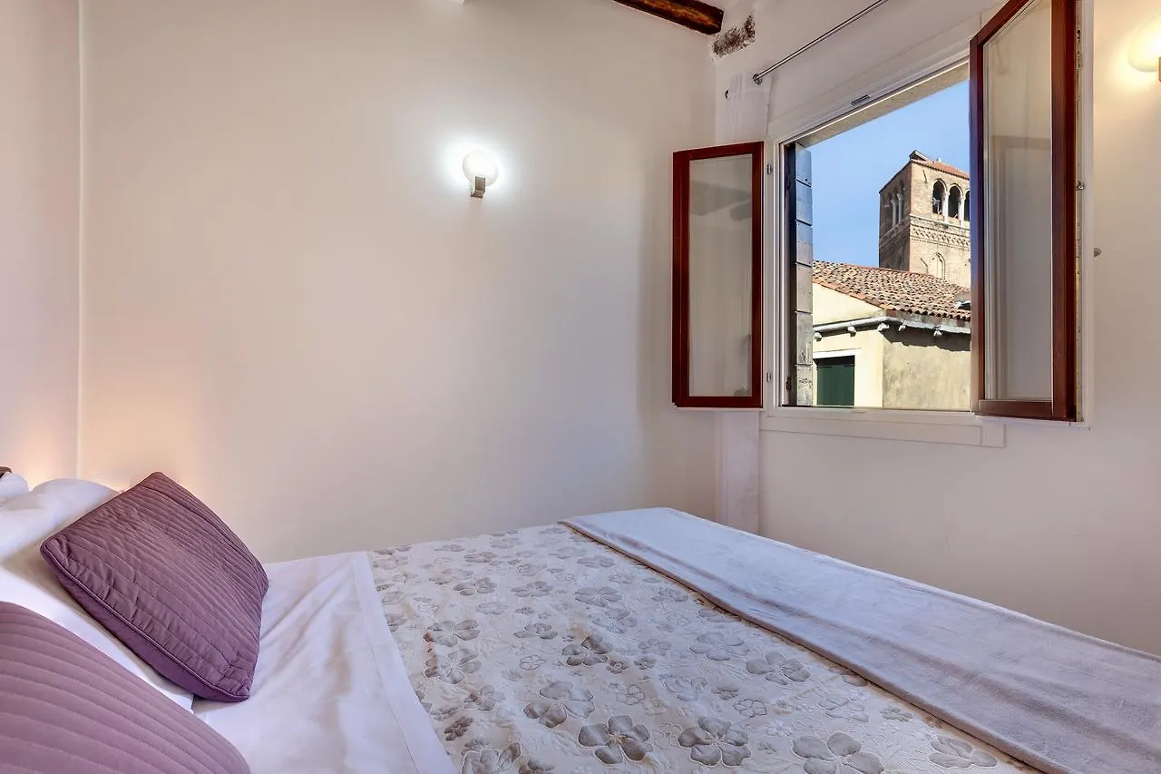 Botteri Palace Apartments - Faville Venice Italy